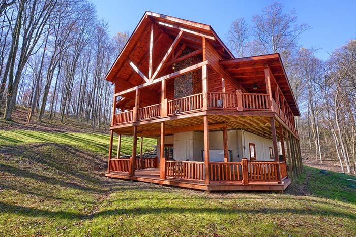 Rosewood Lodge - Luxury Log Home Lodging in Hocking Hills Ohio